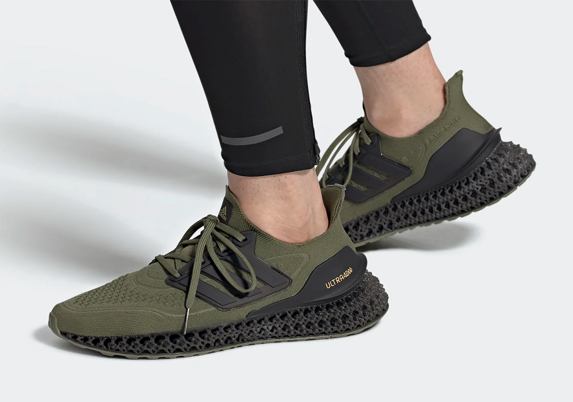 Lộ diện hình ảnh của giày sneaker Adidas Ultra 4DFWD Focus "Olive"