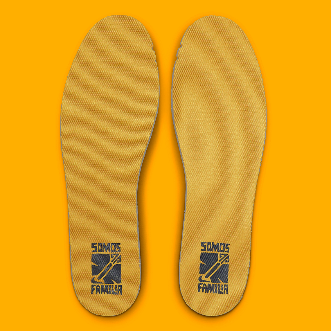 Lộ diện hình ảnh của mẫu giày Nike Dunk High Somos Famenia - 7