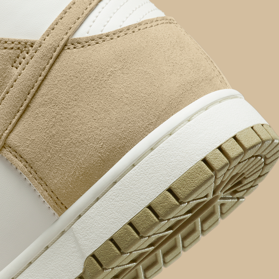Lộ diện một số hình ảnh của mẫu giày Nike Dunk High White/Tan - 8