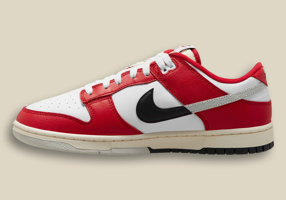 Logo, sọc và đế ngoài xuất hiện trên Nike Dunk Low Red Black Sail White sắp ra mắt - 2