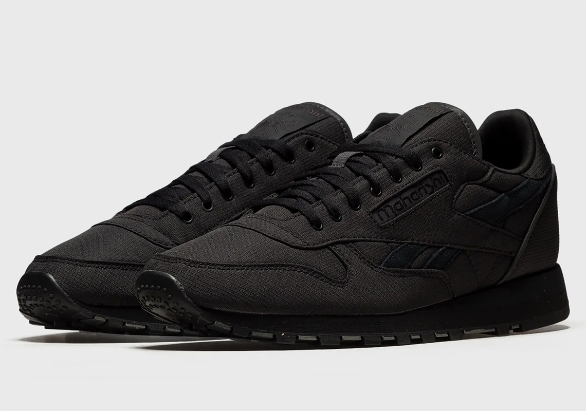 Maharishi Reebok Classic Leather được chế tạo gần như hoàn toàn bằng màu đen - 2