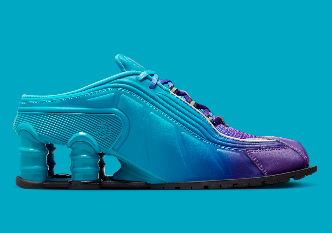 Martine Rose ra mắt bộ sưu tập Nike Shox R4 Mule - Sự kết hợp độc đáo giữa thiết kế hiệu năng và phong cách! - 4