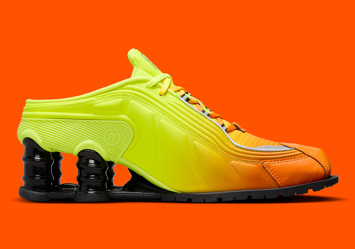 Martine Rose x Nike Shox Mule MR 4 Safety Orange: Sự kết hợp độc đáo giữa thời trang và sự tiện ích - 3