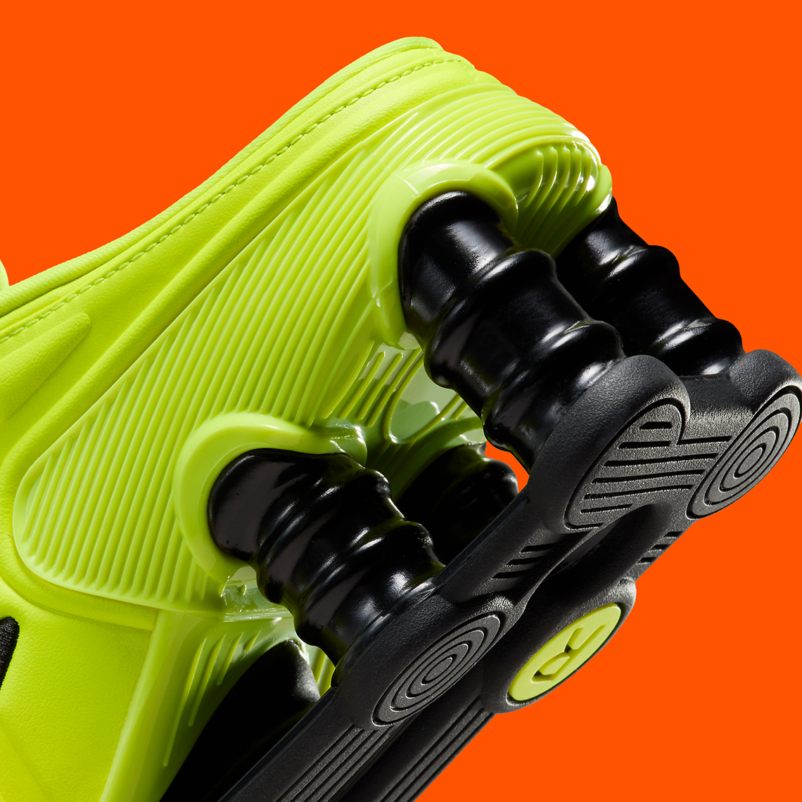 Martine Rose x Nike Shox Mule MR 4 Safety Orange: Sự kết hợp độc đáo giữa thời trang và sự tiện ích - 8