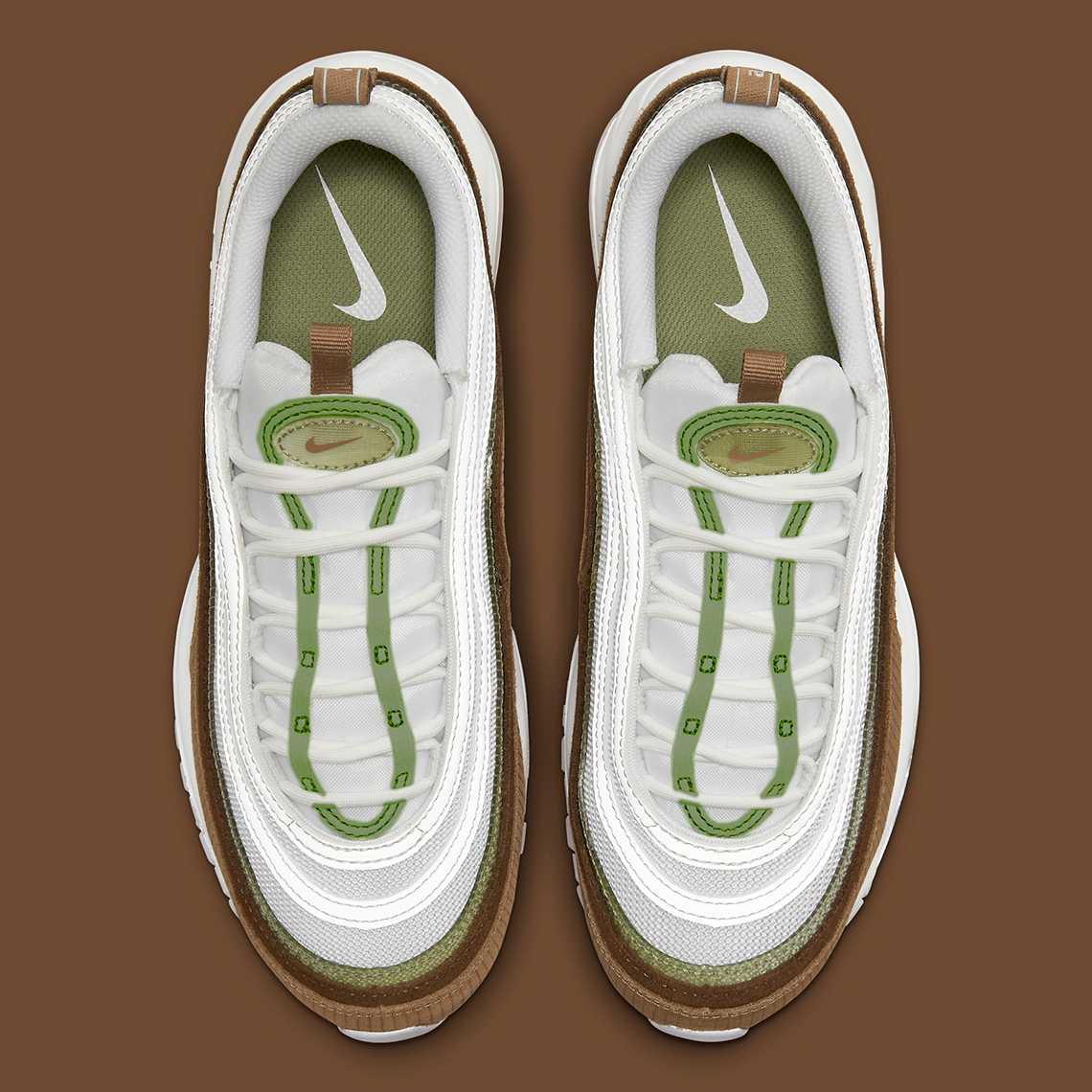 Màu Brown Corduroy làm nổi bật đôi giày sneaker nữ Nike Air Max 97 này - 4