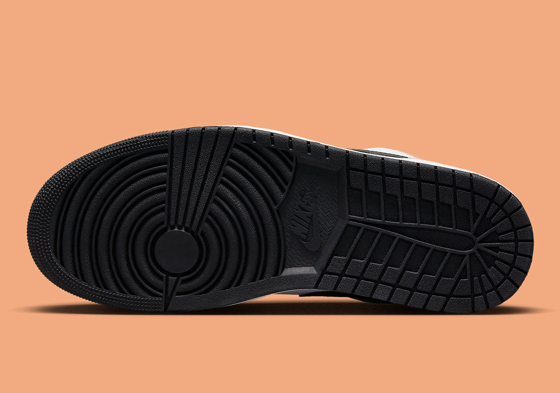 Mẫu Flight Club cũ đã hạ cánh trên Air Jordan 1 Low - 6