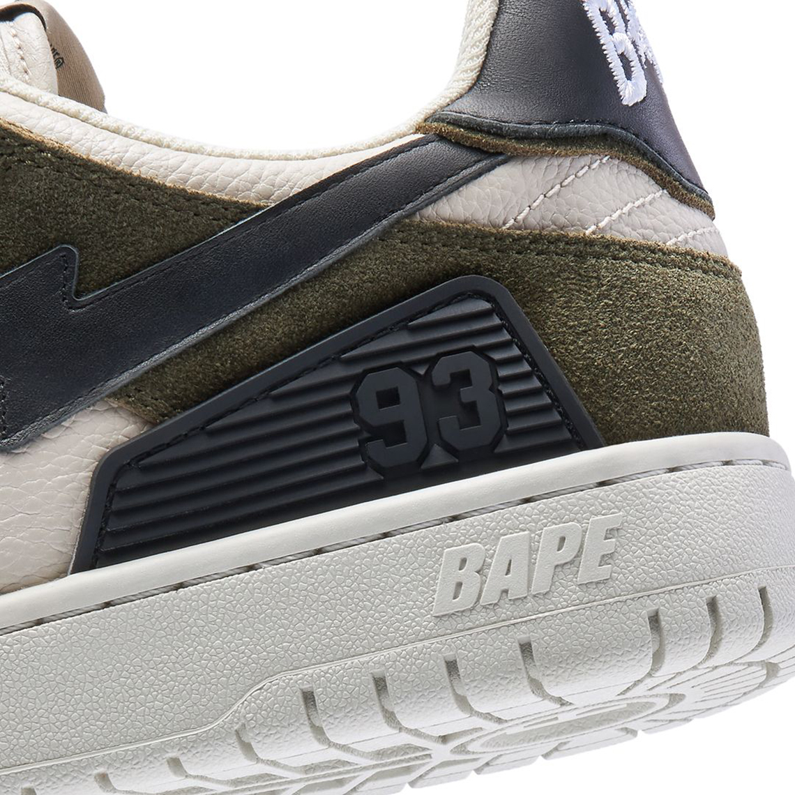 Mẫu giày A BATHING APE SK8 STA lấy cảm hứng từ mùa thu - 7