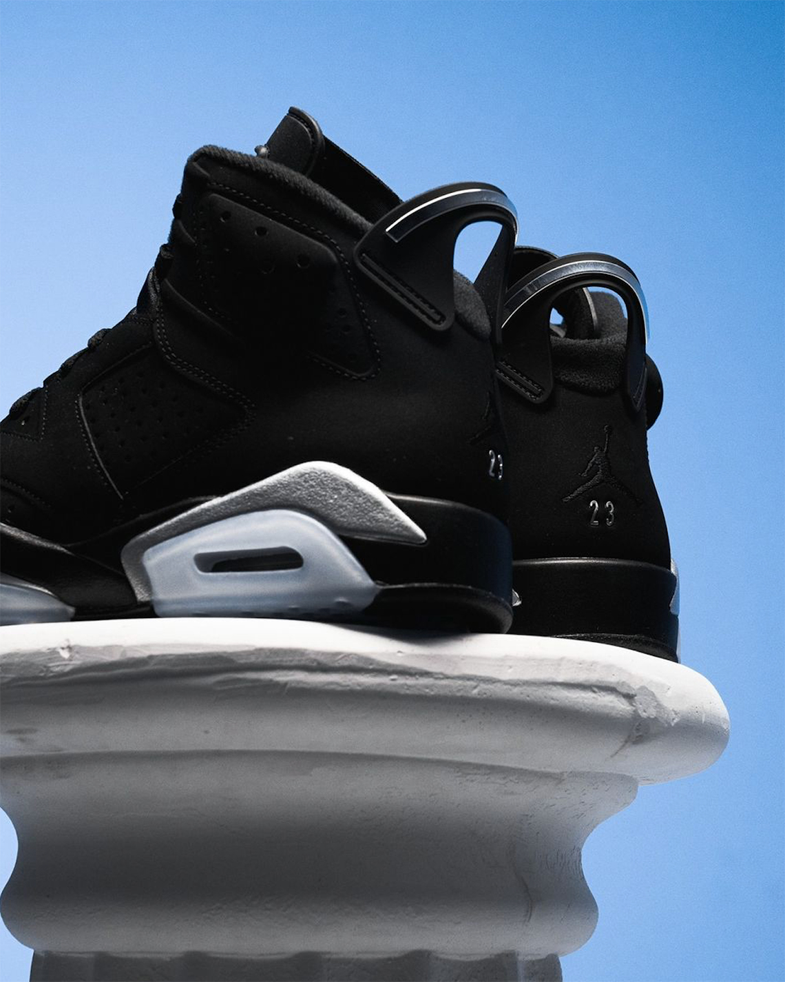 Mẫu giày Air Jordan 6 Black Metallic Black/Chrome đã lên kệ - 4