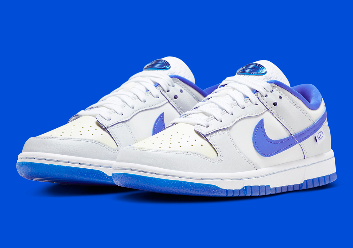 Mẫu giày Nike Dunk Low Worldwide mới nhất với màu trắng và Royal Blue - 2
