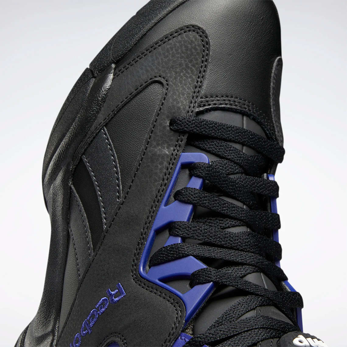 Mẫu giày sneaker Reebok Shaq Attaq trở lại trong màu sắc Lakers - 7