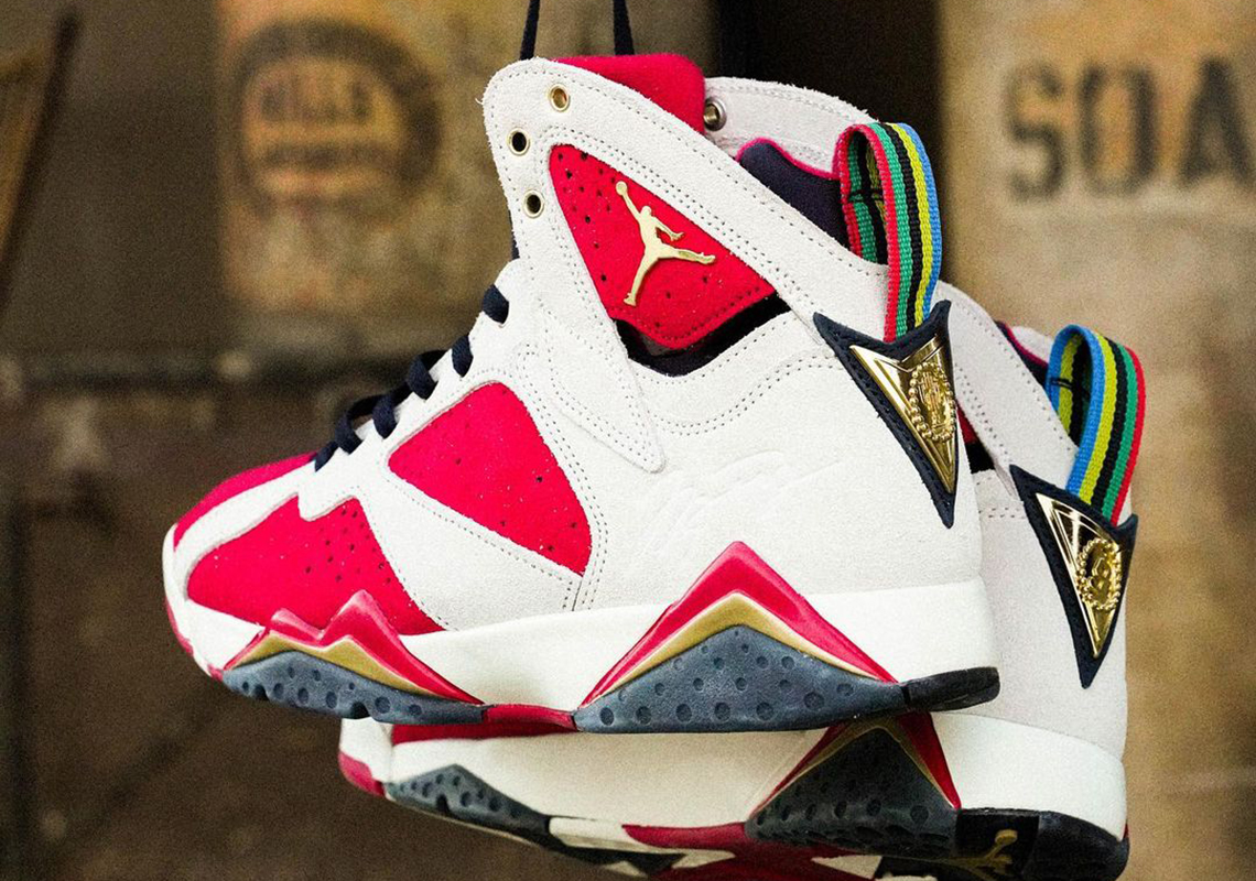 Mẫu giày Trophy Room x Air Jordan 7 New Sheriff phát hành trực tuyến vào ngày 5/11/2022 - 1