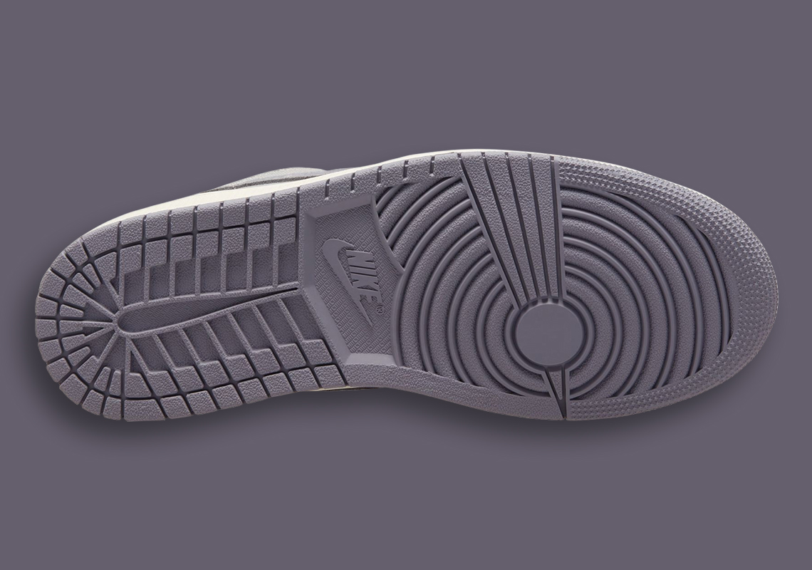 Màu hoa cà mang đến cho Air Jordan 1 Low Craft một vẻ ngoài cao cấp - 4