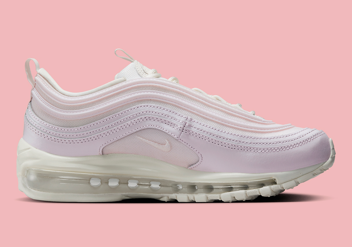 Màu hồng sôi động xuất hiện trên Nike Air Max 97 - 3