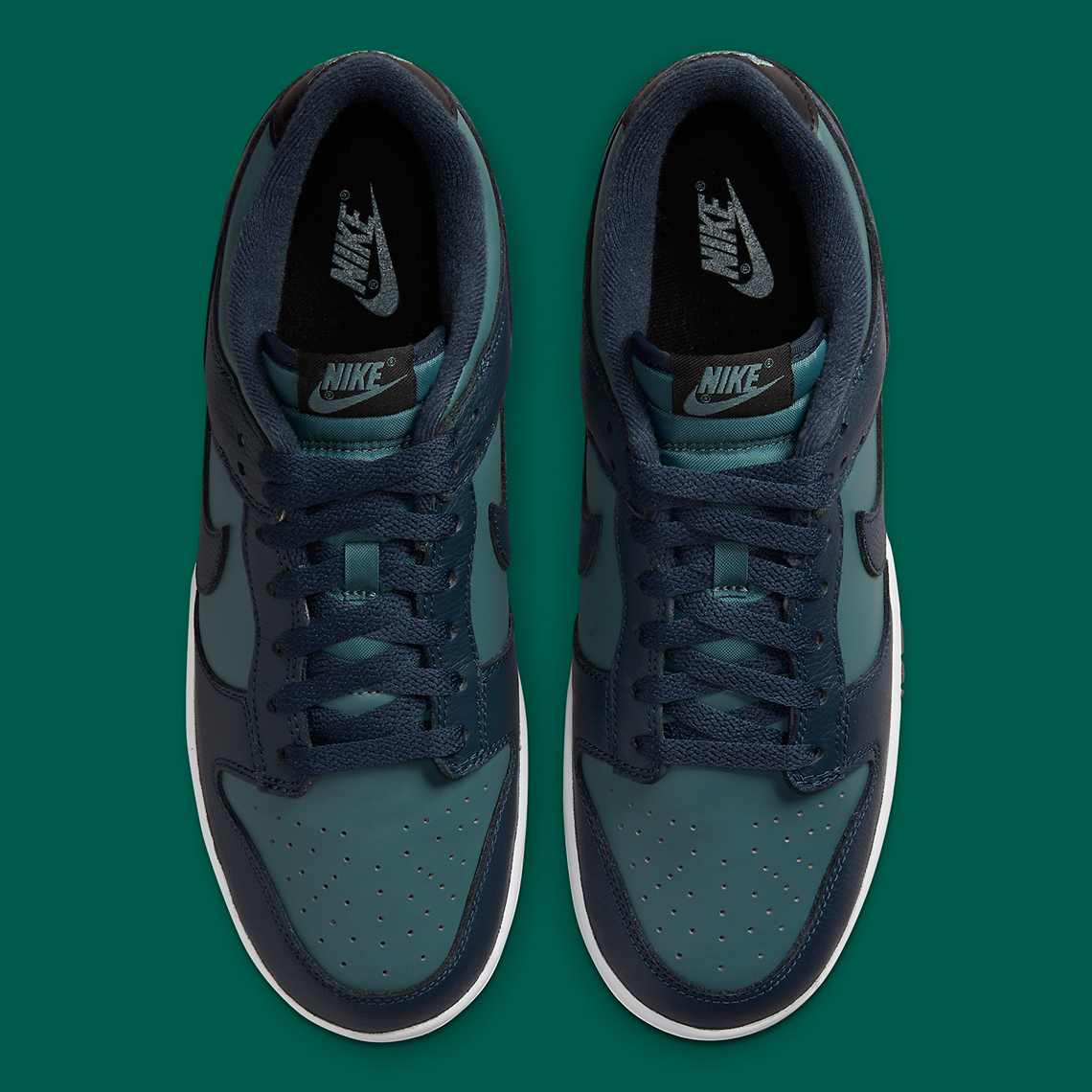 Màu Navy và teal trên mẫu giày Nike Dunk Low - 4