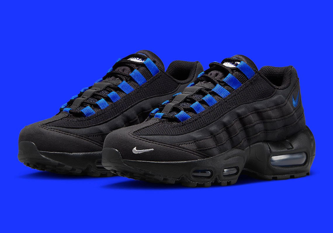 Mẫu Nike Air Max 95 này có thêm màu xanh Royal - 1