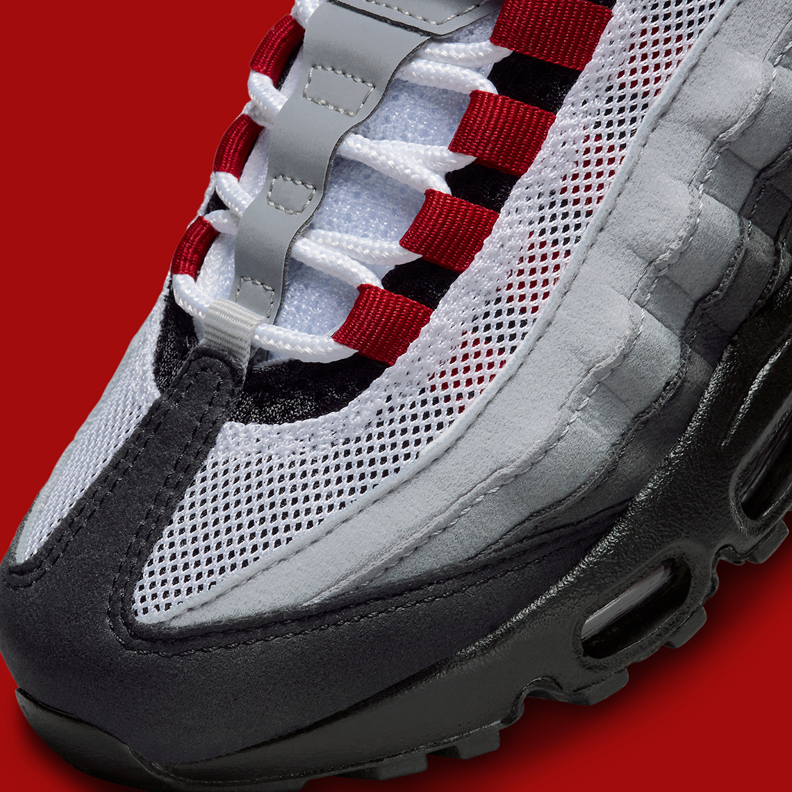 Màu ớt đỏ cổ điển xuất hiện tinh tế trên Nike Air Max 95 - 8