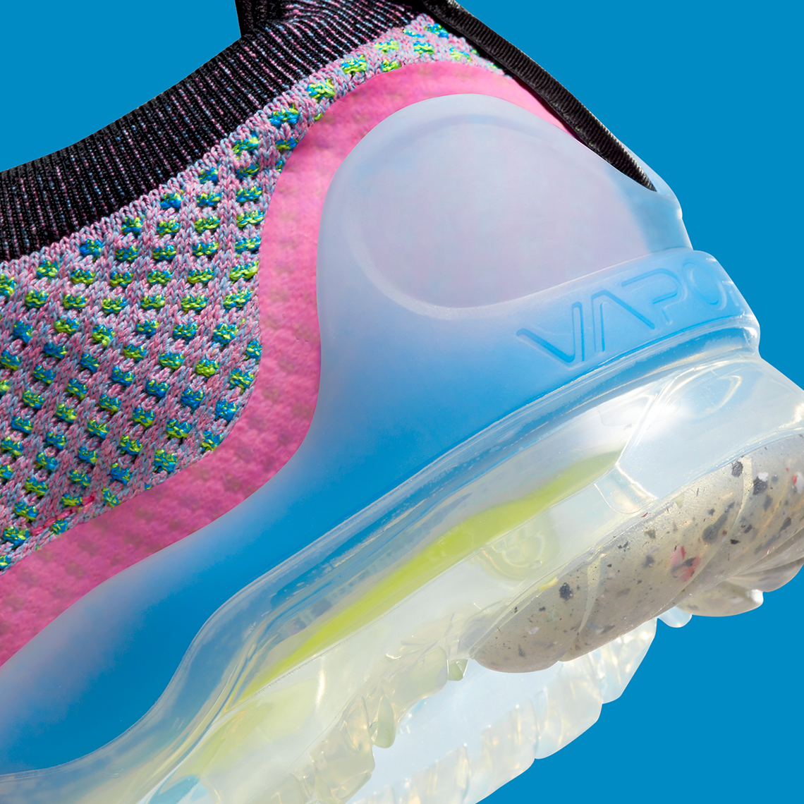 Màu Pink Blast và Photo Blue tô điểm cho đôi giày Nike VaporMax 2021 Flyknit Next Nature mới nhất - 7