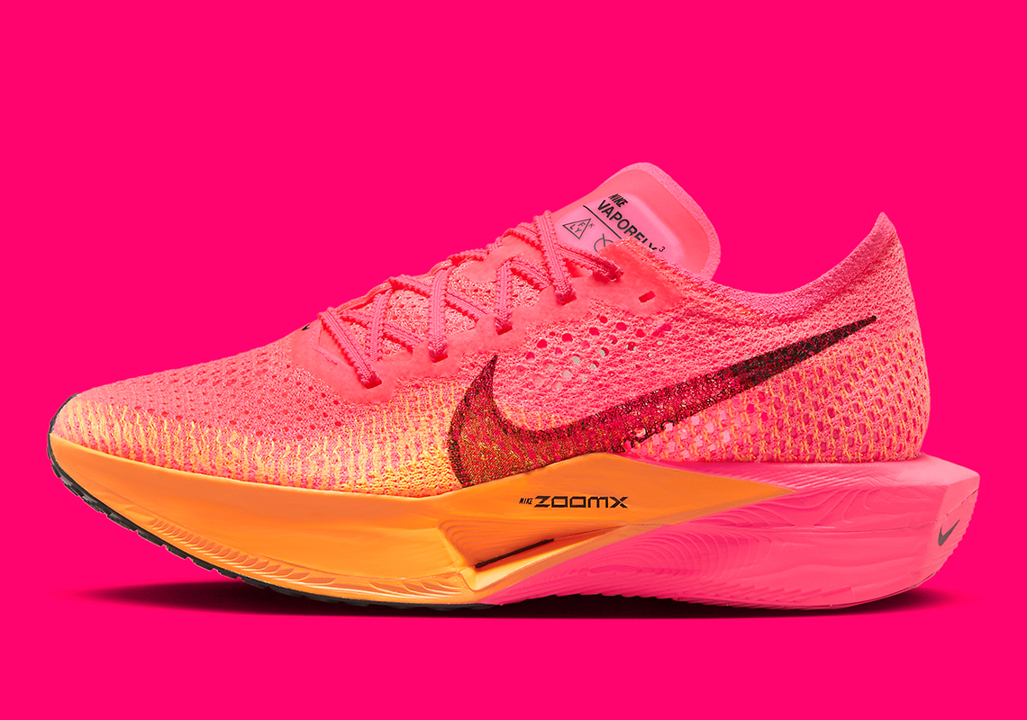 Màu sắc tươi sáng của Nike ZoomX Vaporfly 3 - 2