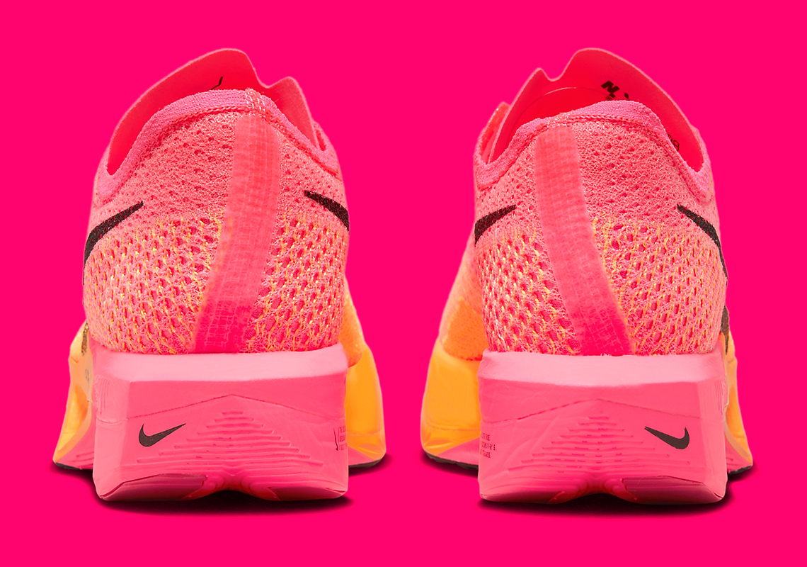 Màu sắc tươi sáng của Nike ZoomX Vaporfly 3 - 4