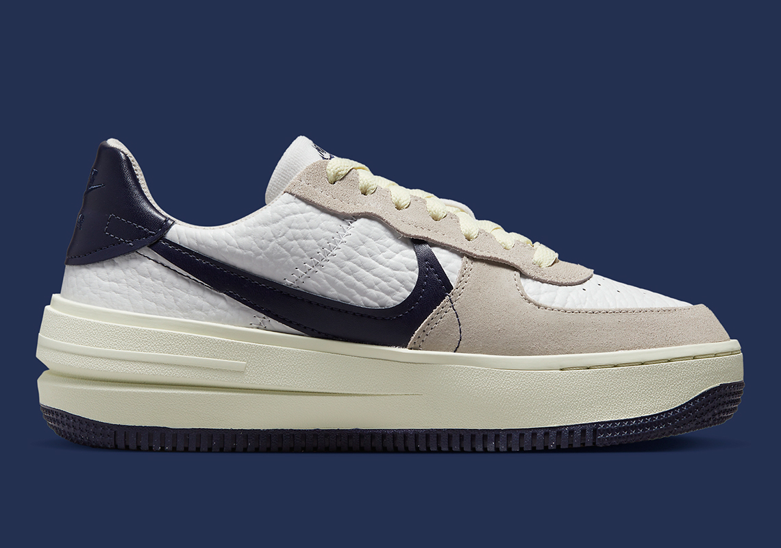Màu Trắng và Navi mang đến cho Nike Air Force 1 PLATFORM một sự hấp dẫn cổ điển - 3
