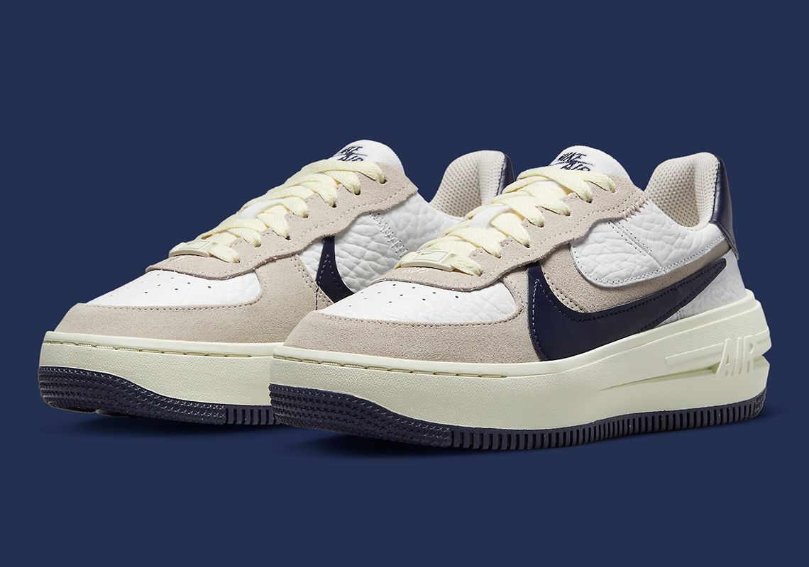 Màu Trắng và Navi mang đến cho Nike Air Force 1 PLATFORM một sự hấp dẫn cổ điển