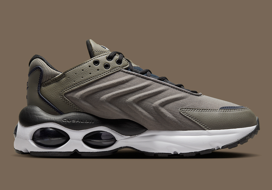 Màu xám khói đậm bao trùm chiếc Nike Air Max TW này - 3