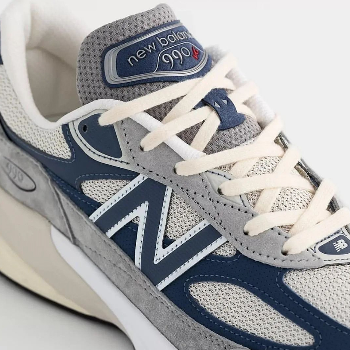 Màu xám và màu navy hòa quyện trên đôi giày New Balance 990v6 mới này - 7