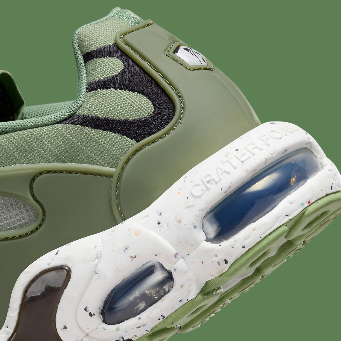 Màu xanh ôliu phủ lên Nike Air Max Terrascape Plus - 8