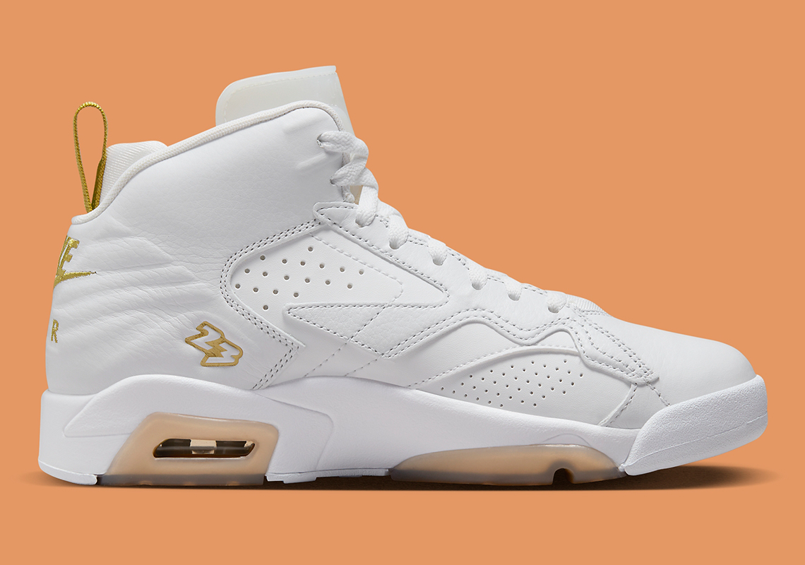 Michael Jordan và Chinh phục 'Chip' - MVP 678 Phiên Bản Mới Lôi Cuốn với Màu Trắng và Vàng! - 7