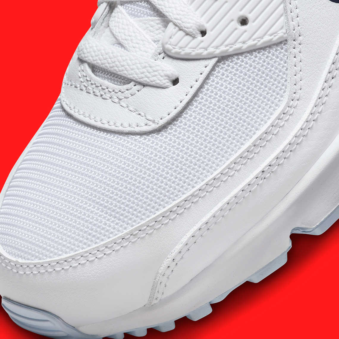 Một đôi Nike Air Max 90 màu trắng khác đã xuất hiện với nhiều dấu móc - 9