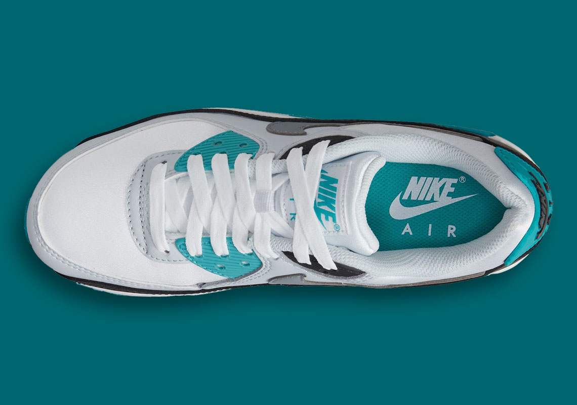 Một làn sóng nước ngọt tràn qua Nike Air Max 90 - 3