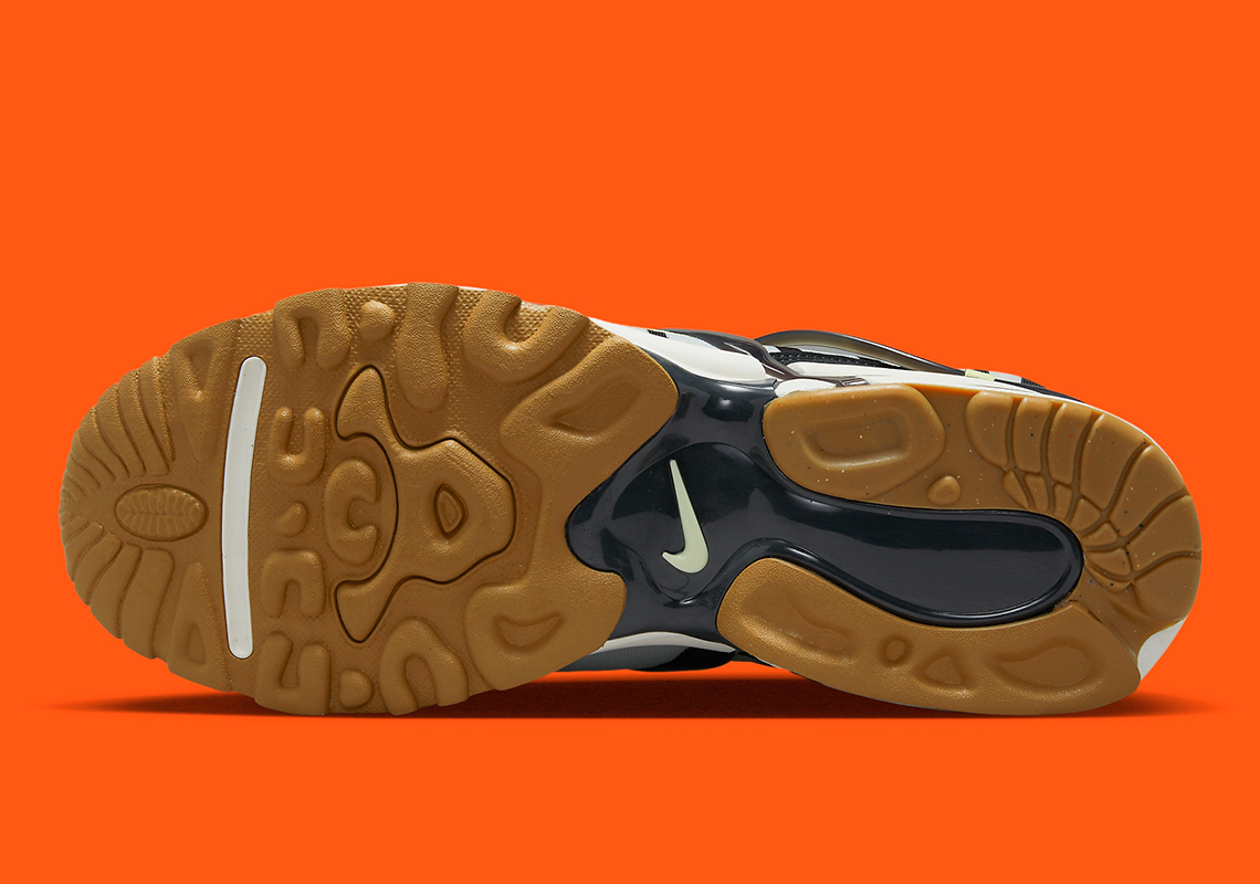 Một loạt các màu sắc sặc sỡ phủ lên Nike Air Kukini - 5