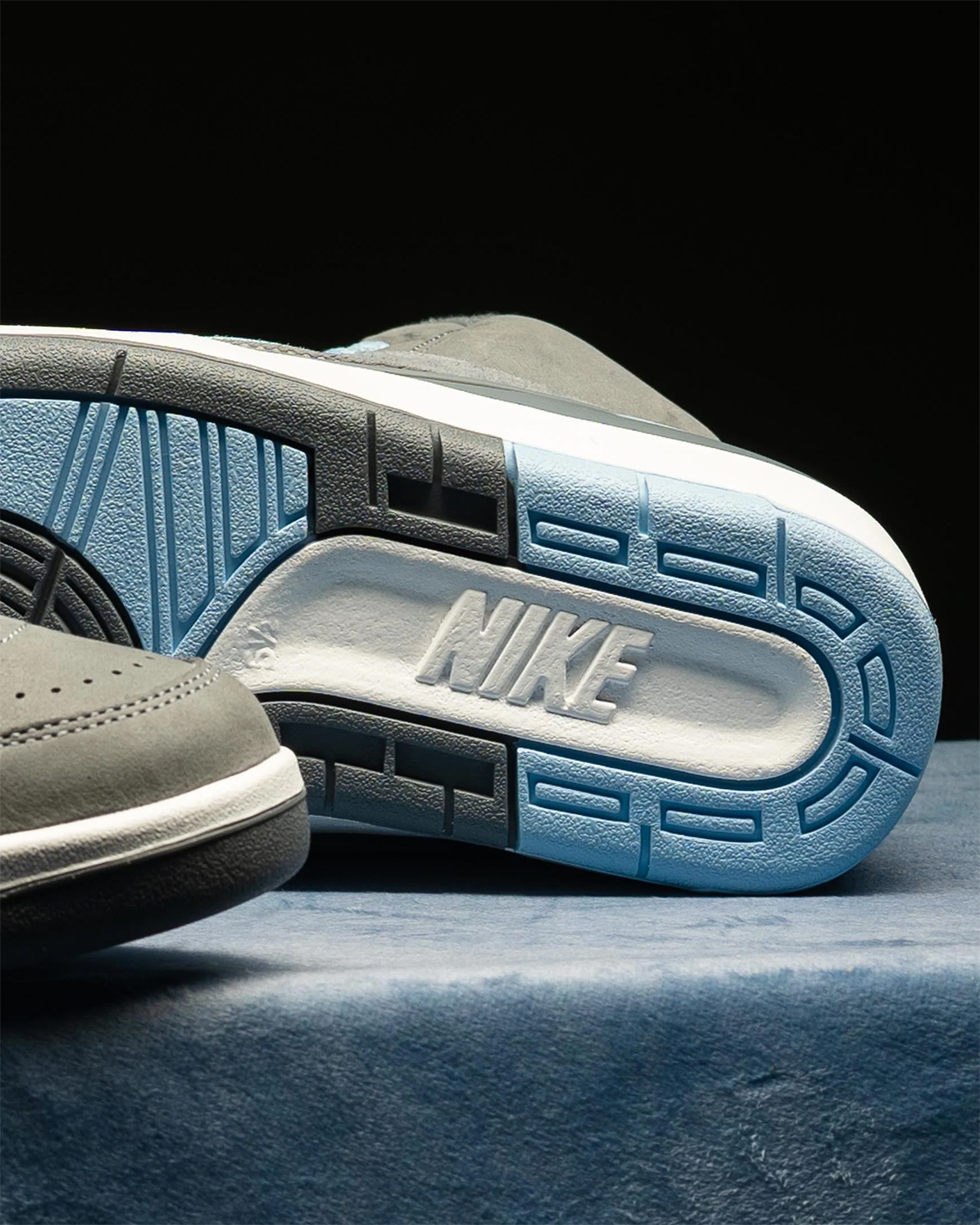 Một số hình ảnh của Air Jordan 2 Cool Grey - 6