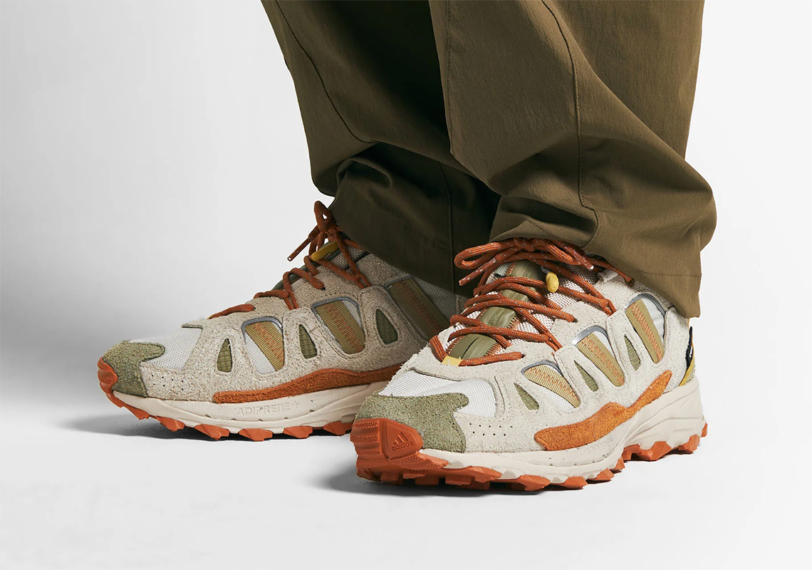 Một số hình ảnh của đôi giày ngoài trời Adidas Superturf IBEX - 2