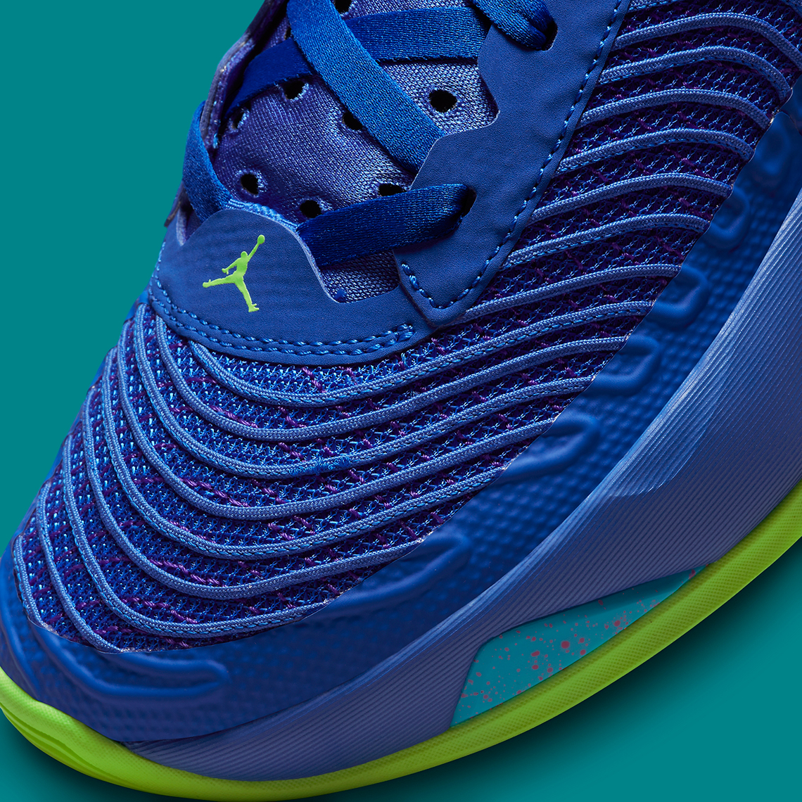 Một số hình ảnh của đôi giày sneaker Jordan Luka 1 Racer Blue/Ghost Green sôi động - 9