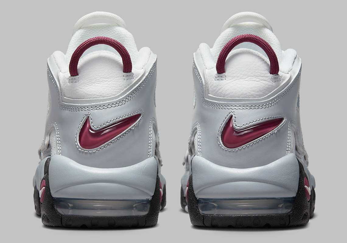 Một số hình ảnh của đôi giày sneaker Nike Air More Uptempo Mulberry - 5