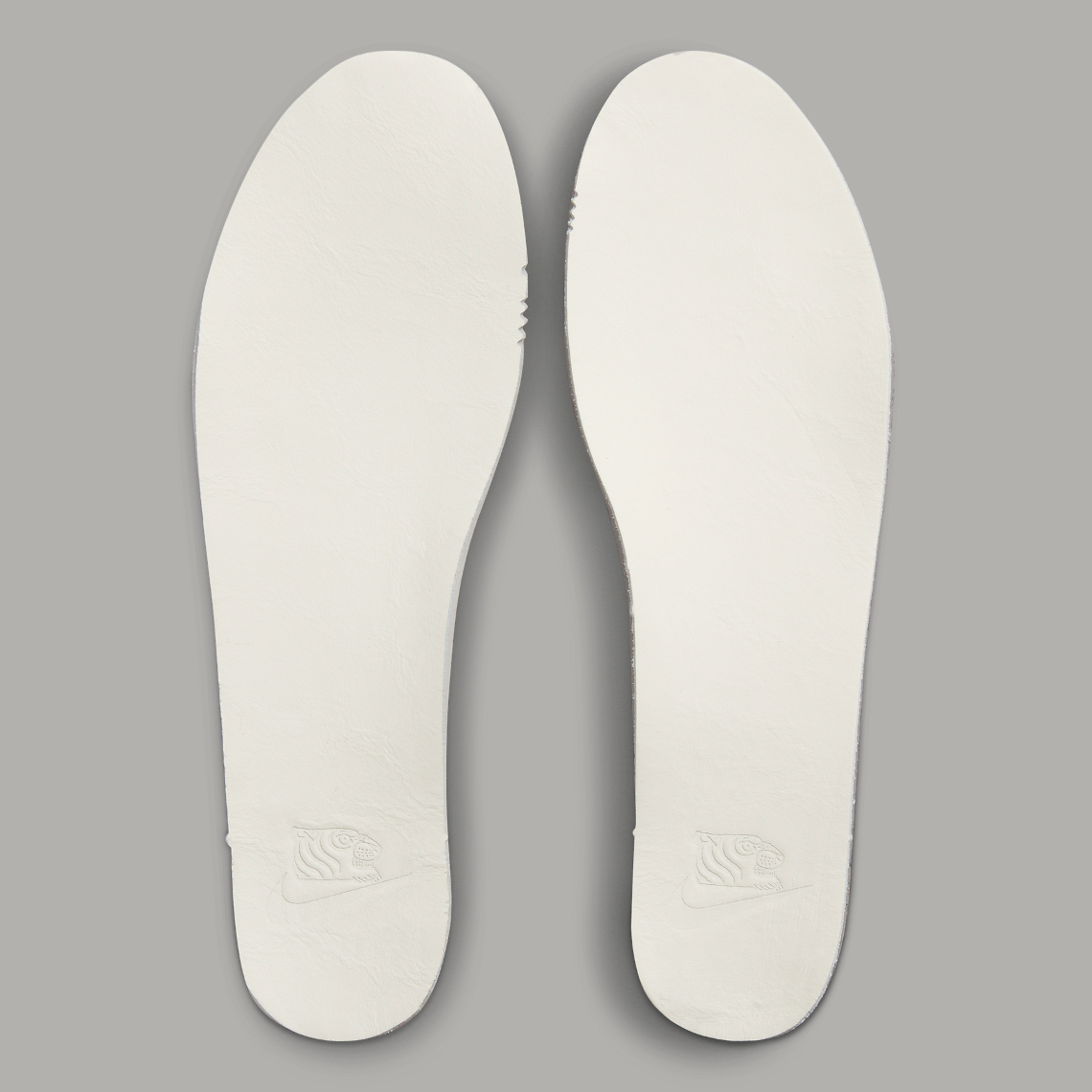 Một số hình ảnh của đôi giày SOULGOODS x Nike Dunk High Light Silver/Black - 10