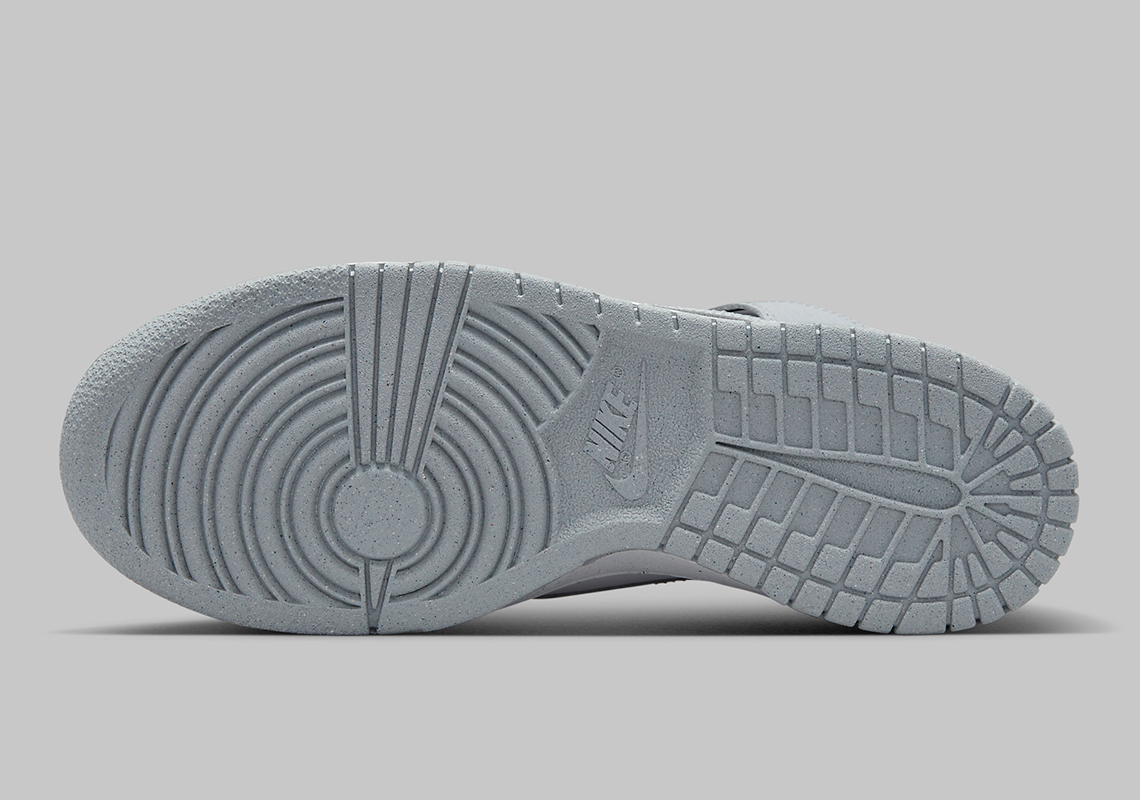 Một số hình ảnh của đôi sneaker Nike Dunk High GS Grey/Marigold - 4