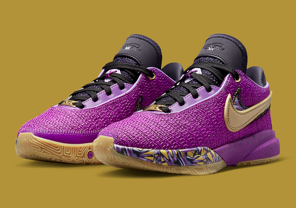 Một số hình ảnh của Giày Nike LeBron 20 Vivid Purple - 1