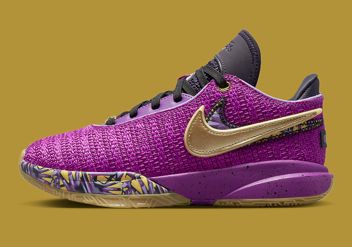 Một số hình ảnh của Giày Nike LeBron 20 Vivid Purple - 2
