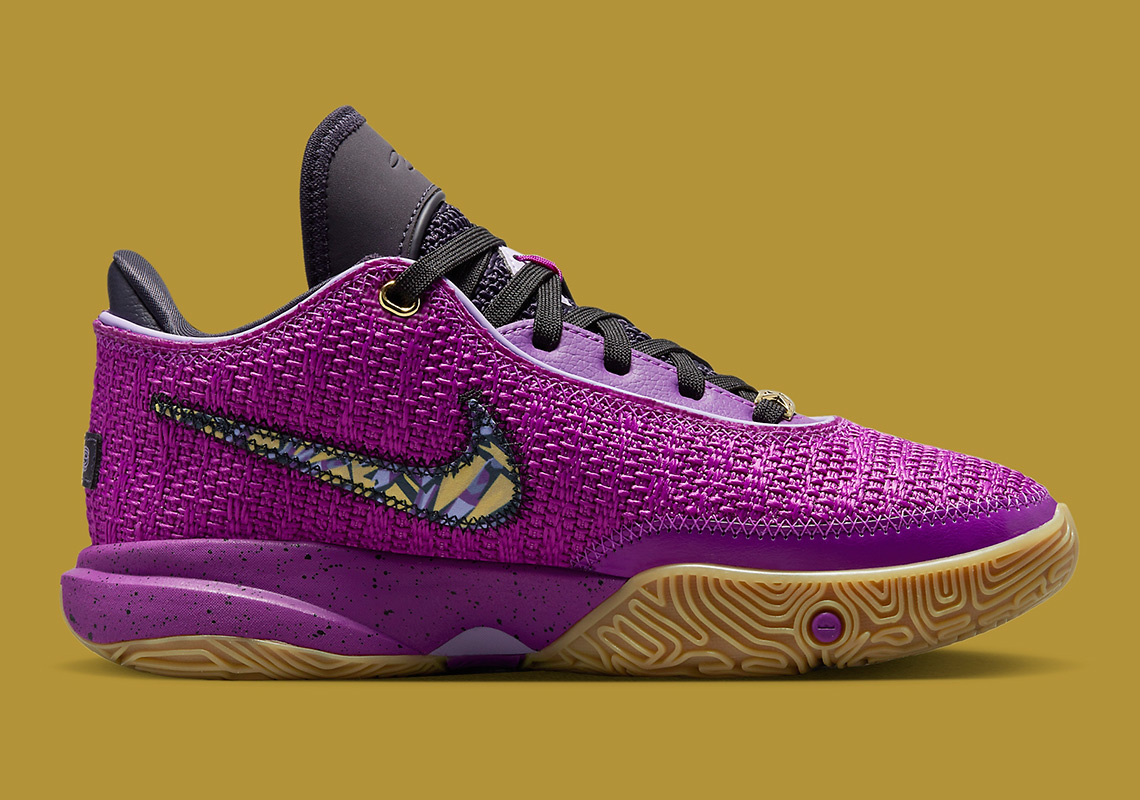 Một số hình ảnh của Giày Nike LeBron 20 Vivid Purple - 3