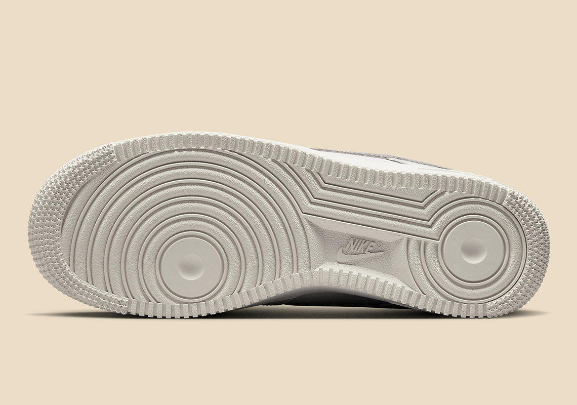 Một số hình ảnh của giày sneaker Nike Air Force 1 Low Sail Snakeskin - 6