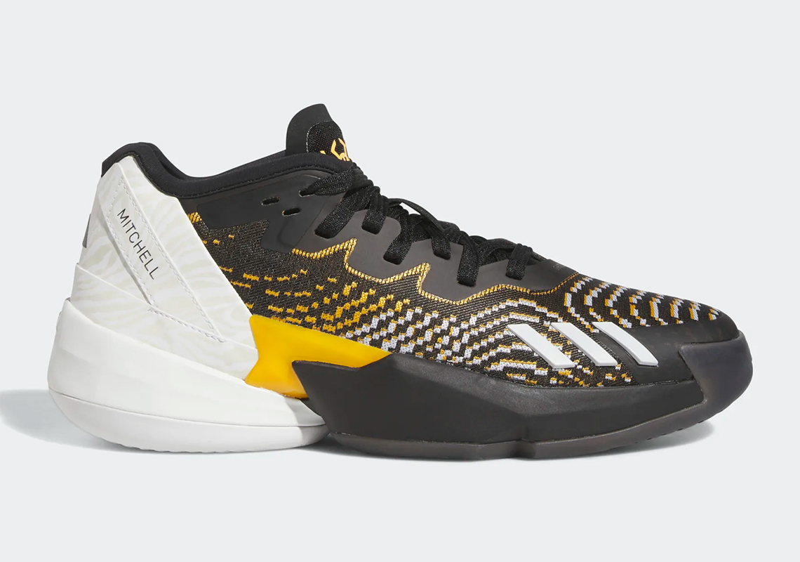 Một số hình ảnh của mẫu giày adidas D.O.N. Issue #4 Grambling State - 4