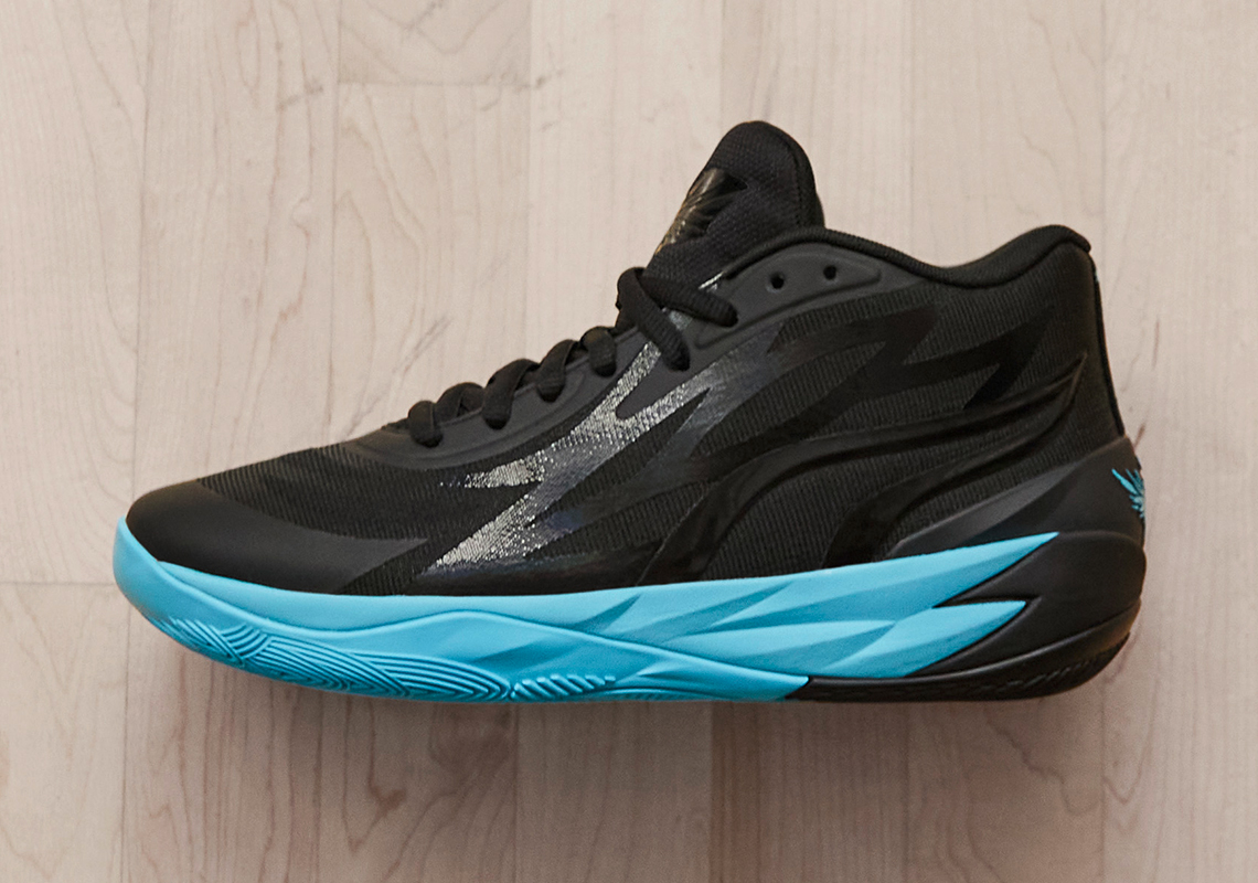 Một số hình ảnh của mẫu giày Puma MB.02 Phenom - 2