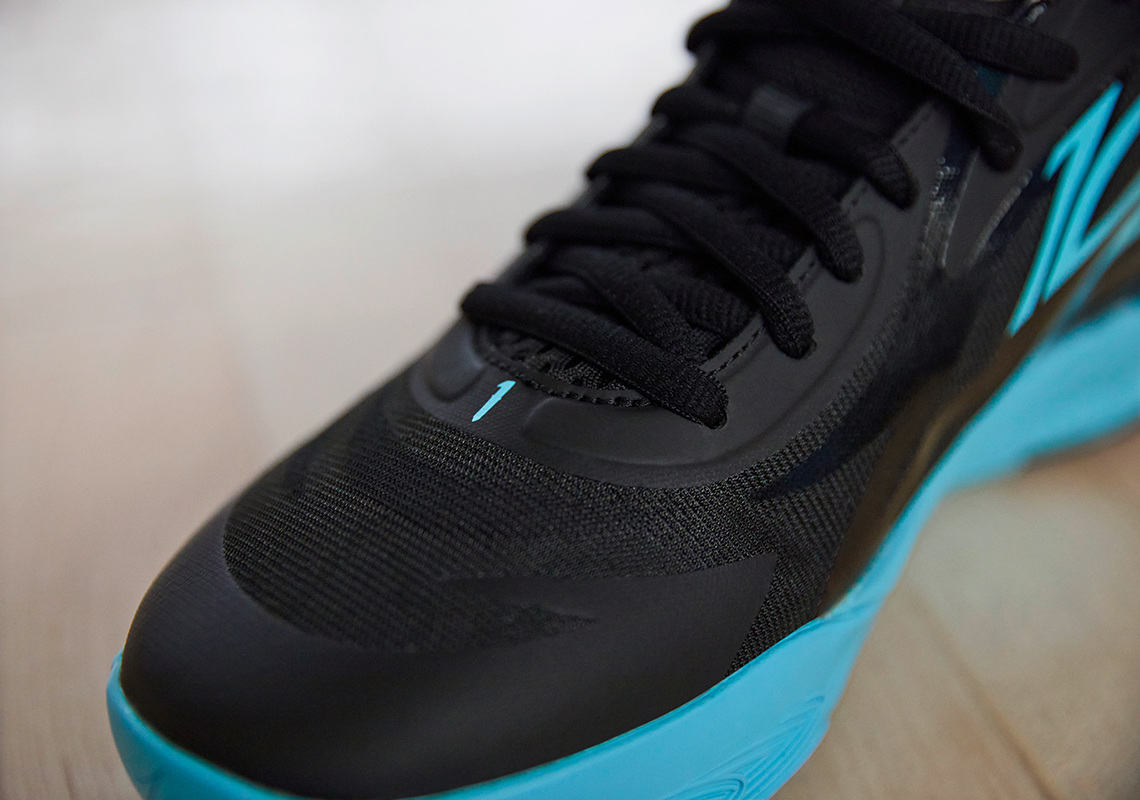 Một số hình ảnh của mẫu giày Puma MB.02 Phenom - 3