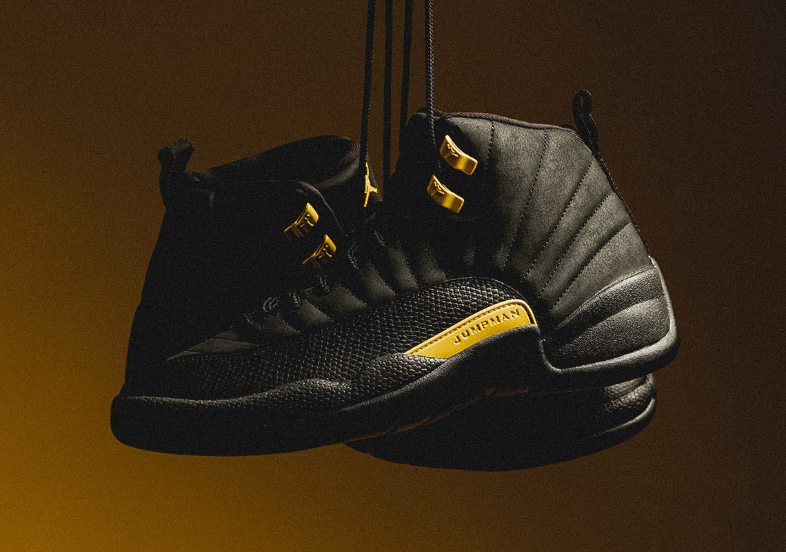 Một số hình ảnh của mẫu giày sneaker Air Jordan 12 Black/Taxi - 1