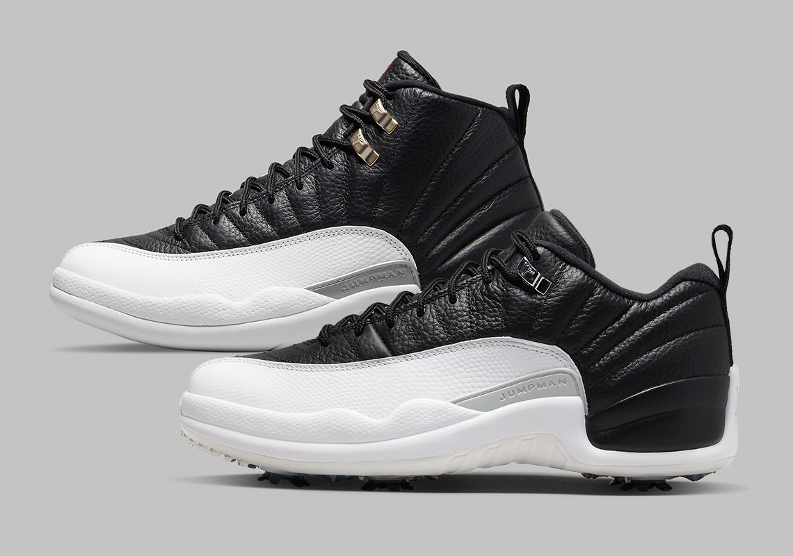 Một số hình ảnh của mẫu giày sneaker Air Jordan 12 Golf "Playoffs" màu đen/trắng