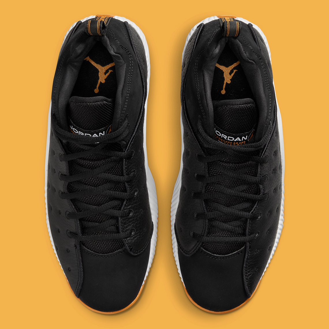 Một số hình ảnh của mẫu giày sneaker Jordan Jumpman Team II Black/Taxi - 4