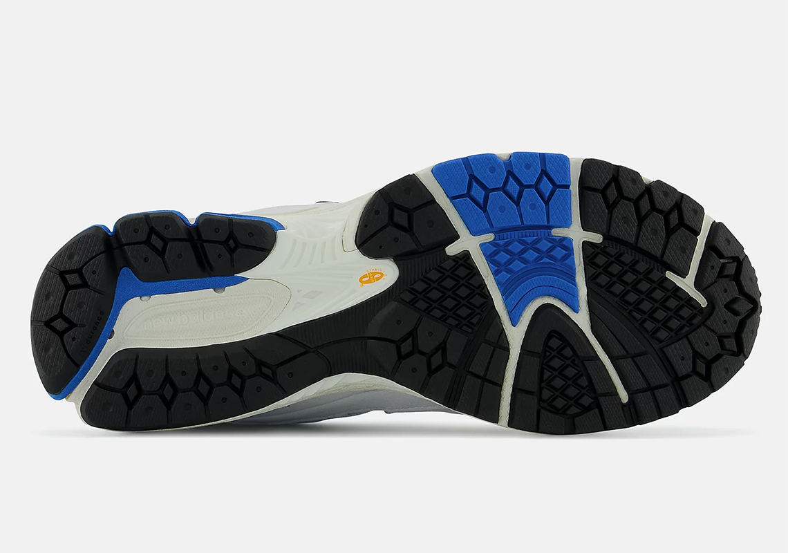 Một số hình ảnh của mẫu giày sneaker New Balance 2002Rs - 5