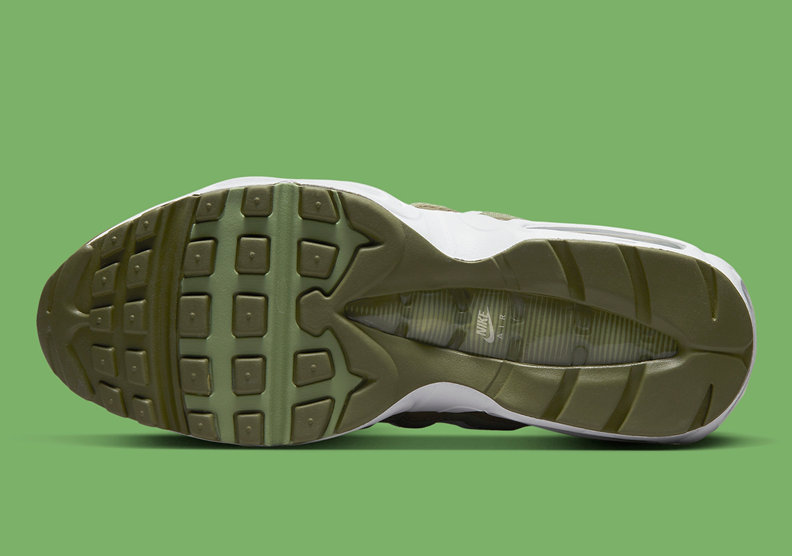 Một số hình ảnh của mẫu giày sneaker Nike Air Max 95 Olive - 6